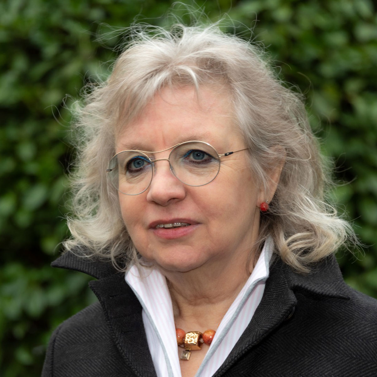 Dr. Ursula Sottong